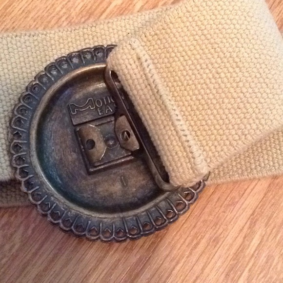 💙Vintage 'Morion East' tan elastic fabric belt​ - Picture 3 of 5